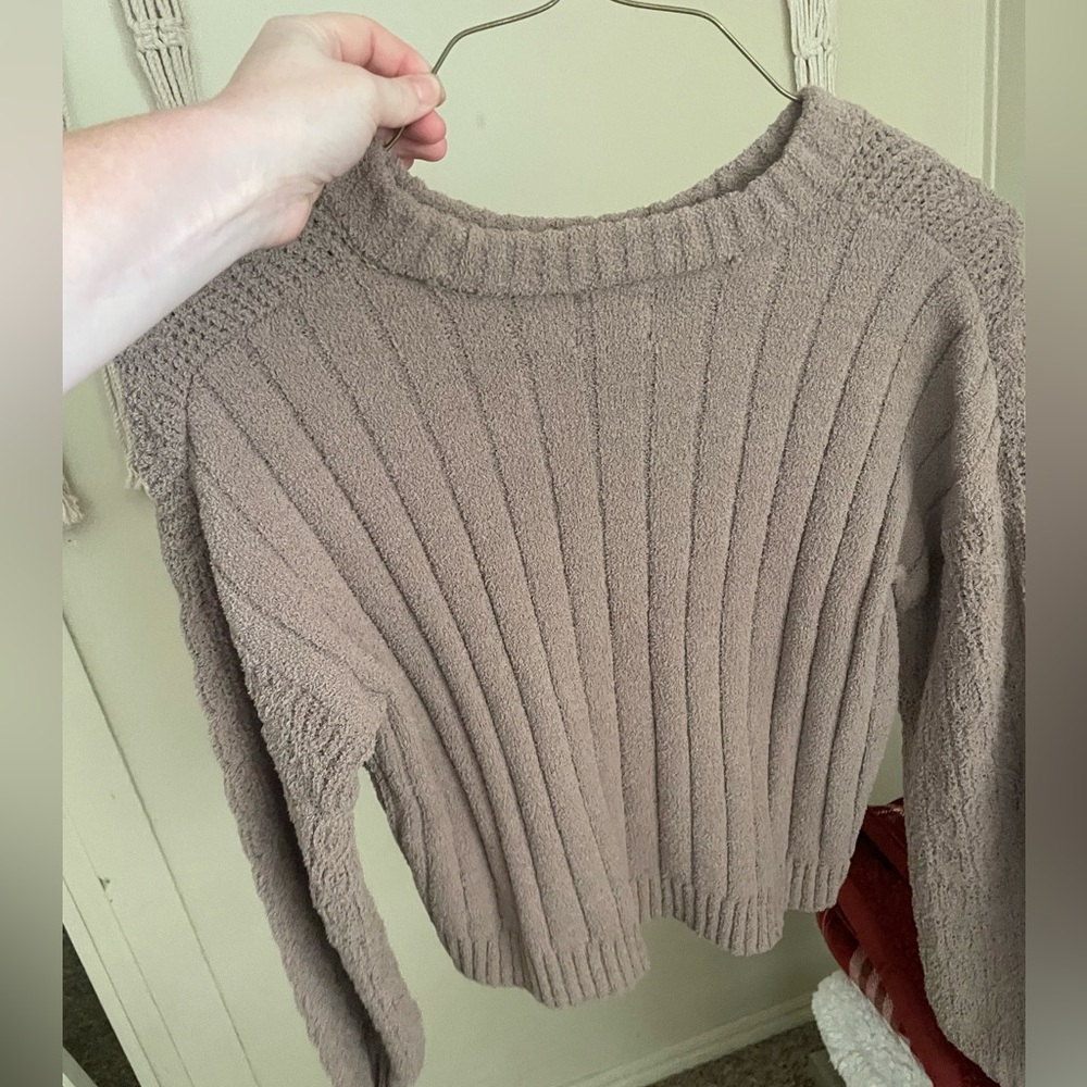 Women’s sweater